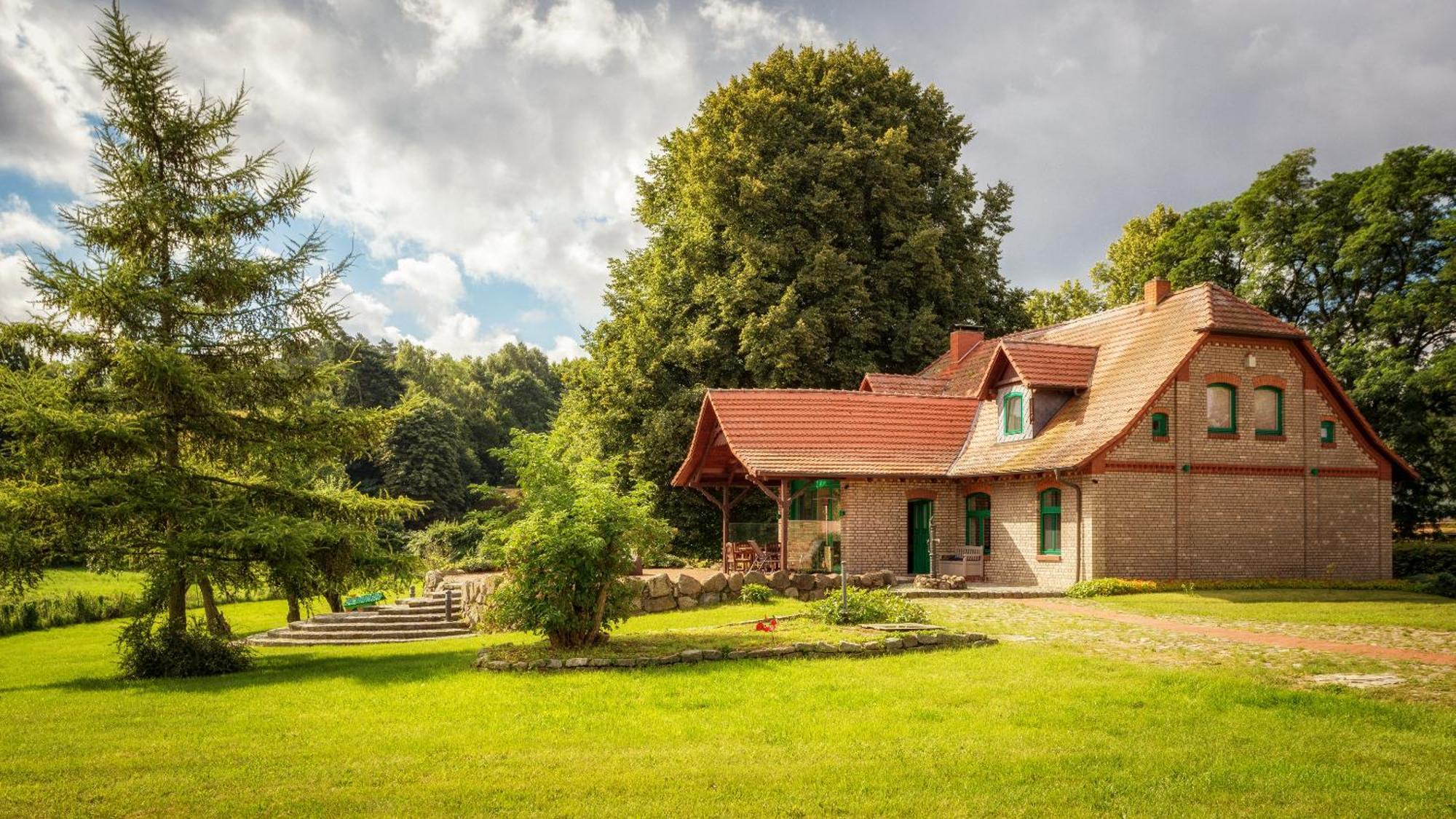 J1 Idyllisches Ferienhaus Mit Seeblick Julchendorf Esterno foto