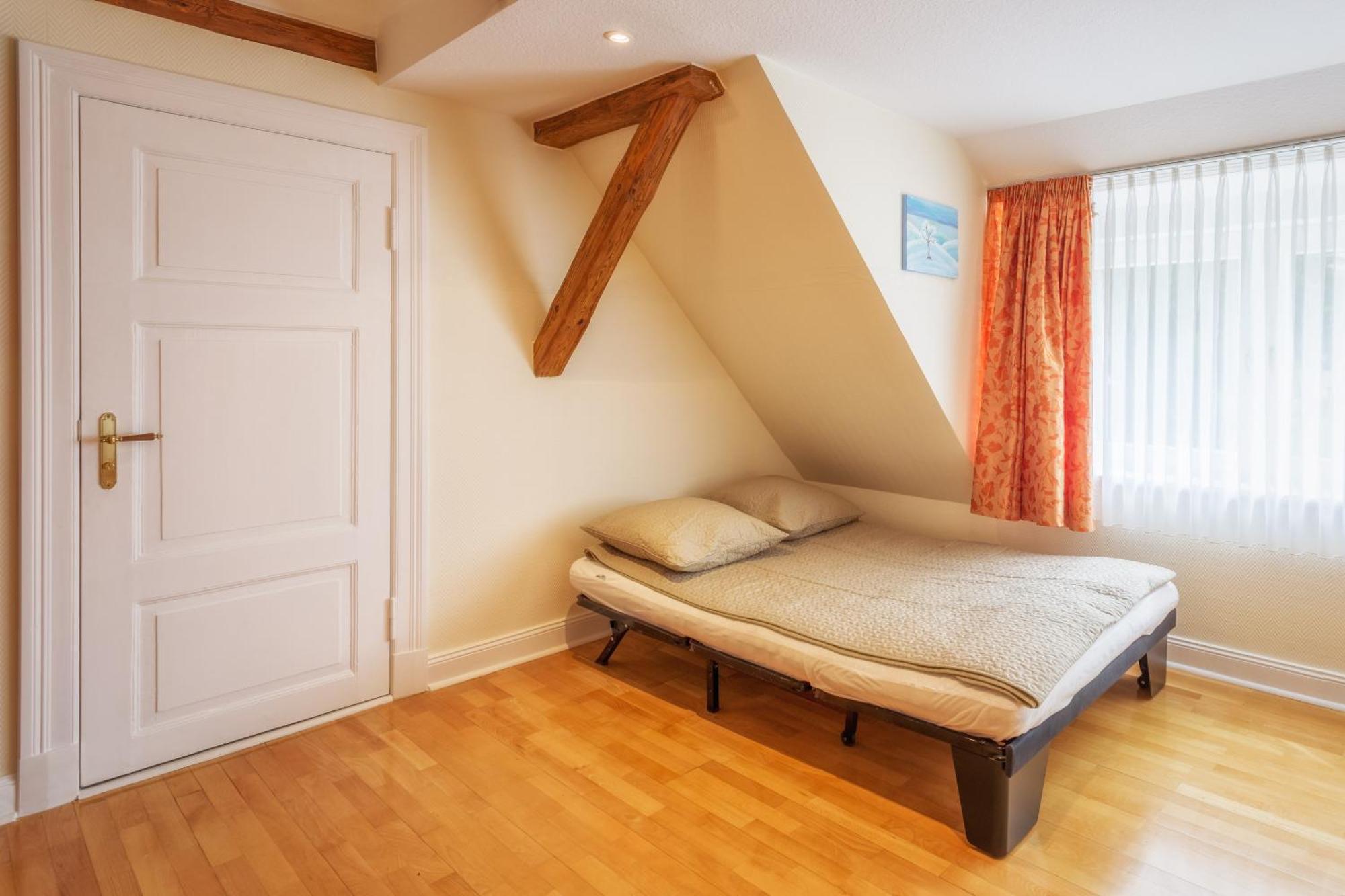 J1 Idyllisches Ferienhaus Mit Seeblick Julchendorf Esterno foto